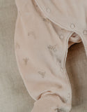 Noukie's pyjama bébé en velours écru avec broderie phoque Z2591131