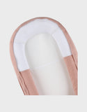 Noukie's réducteur de lit bébé Kokkoony en gaze de coton rose BB2640.38